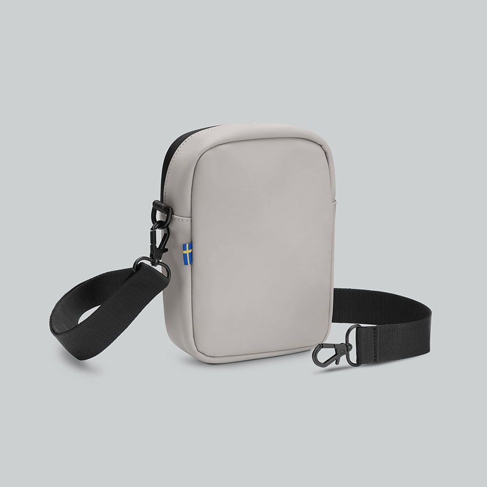 Däsh Verti Crossbody – Taupe | Gaston Luga