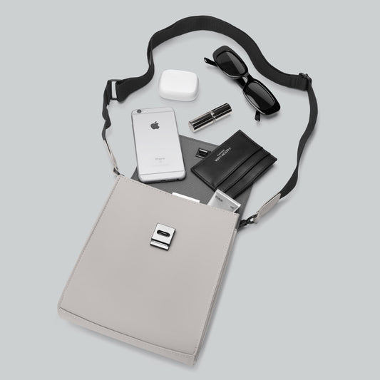 Spläsh ID Crossbody – Taupe | Gaston Luga