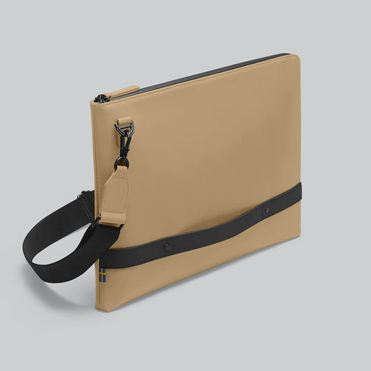 Spläsh Laptop Bag - 15"/16" – Latte | Gaston Luga