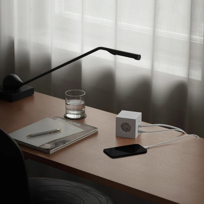 Avolt - Square 1                                                                                      avec Dual USB-C 30W et une Base Magnétique