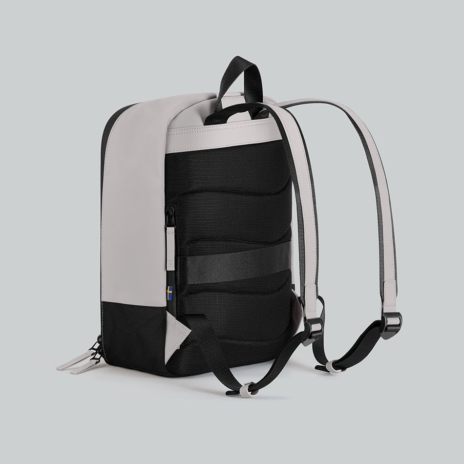Däsh Daily Backpack 14" – Taupe | Gaston Luga
