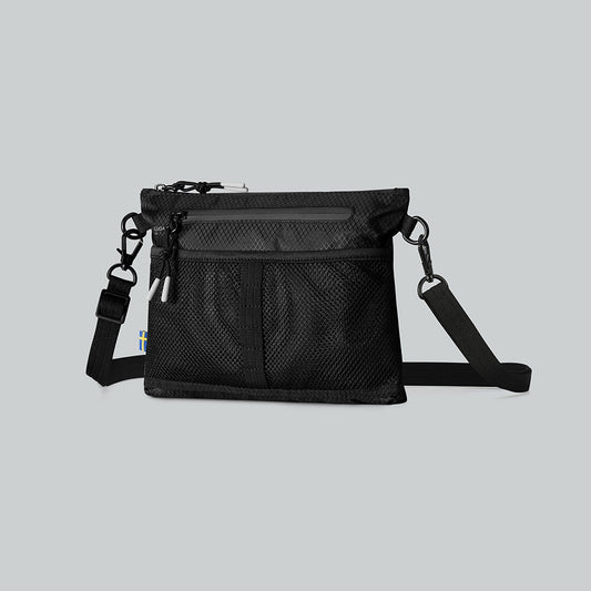 Lightweight Crossbody – Noir | Gaston Luga