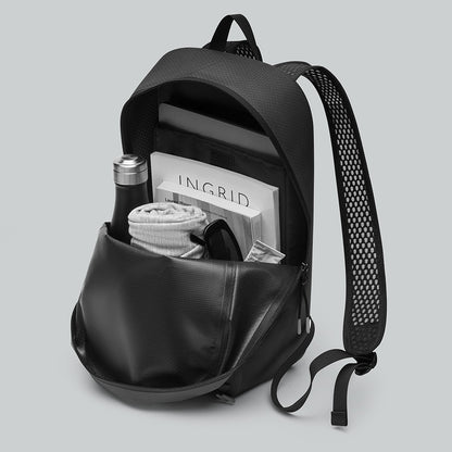 Lightweight DuoSeal Backpack 14" – Noir | Gaston Luga
