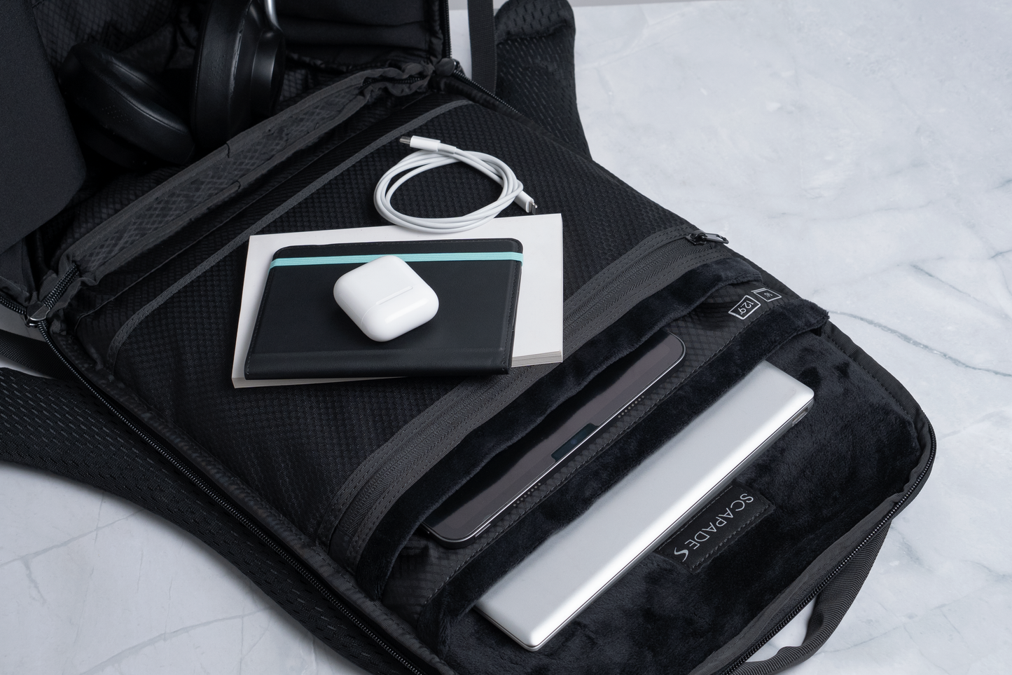 Scapade AirPack – Connected Backpack with Apple Find My
