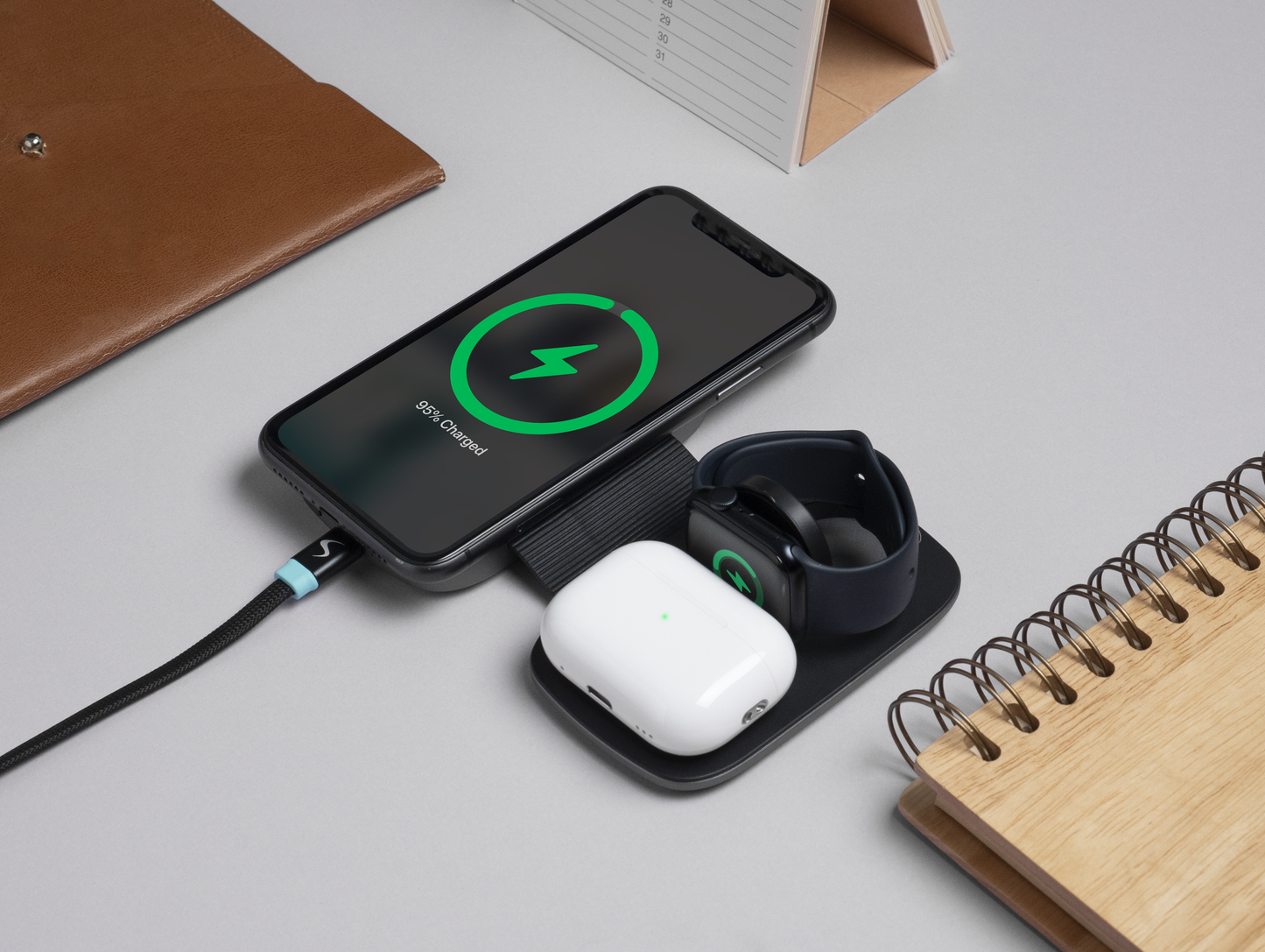 Scapade MagPower Pro - Batterie externe magnétique pliable 3-en-1 (5 000 mAh)