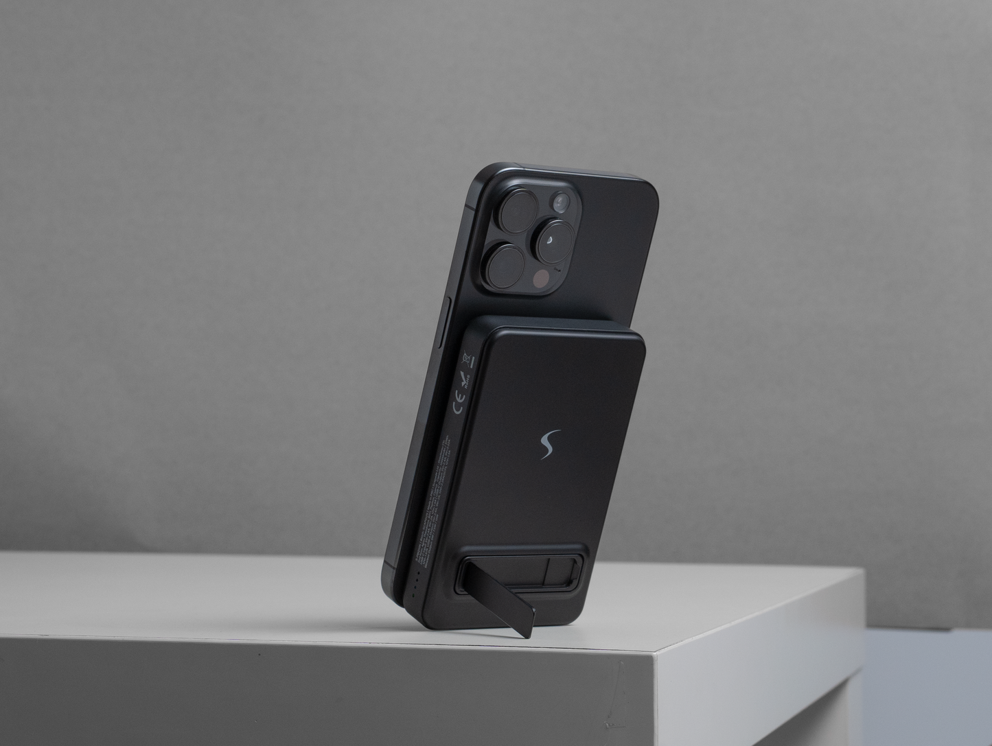 Scapade MagPower Max – Qi2 10,000 mAh Magnetic Power Bank