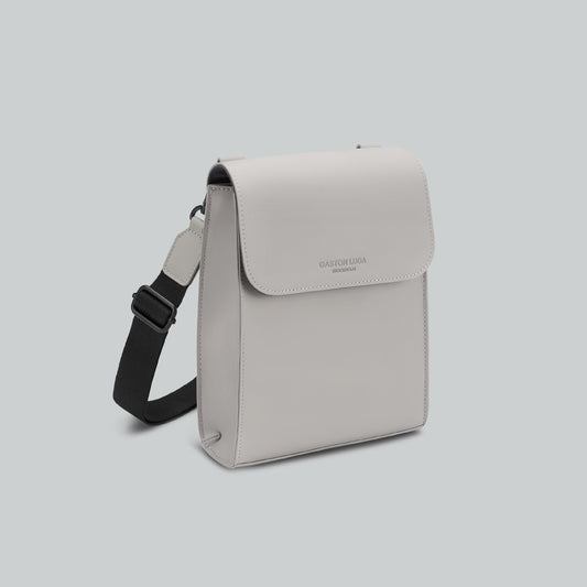 Spläsh ID Crossbody – Taupe | Gaston Luga