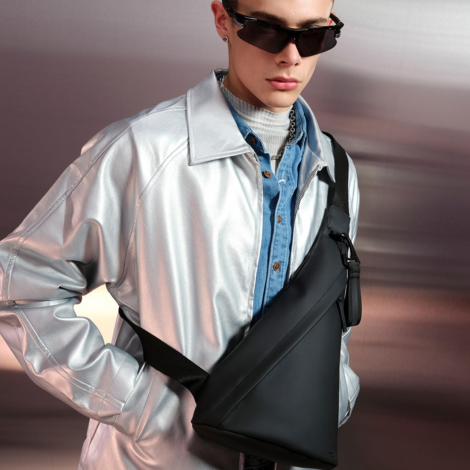 Spläsh Sling Bag – Noir | Gaston Luga